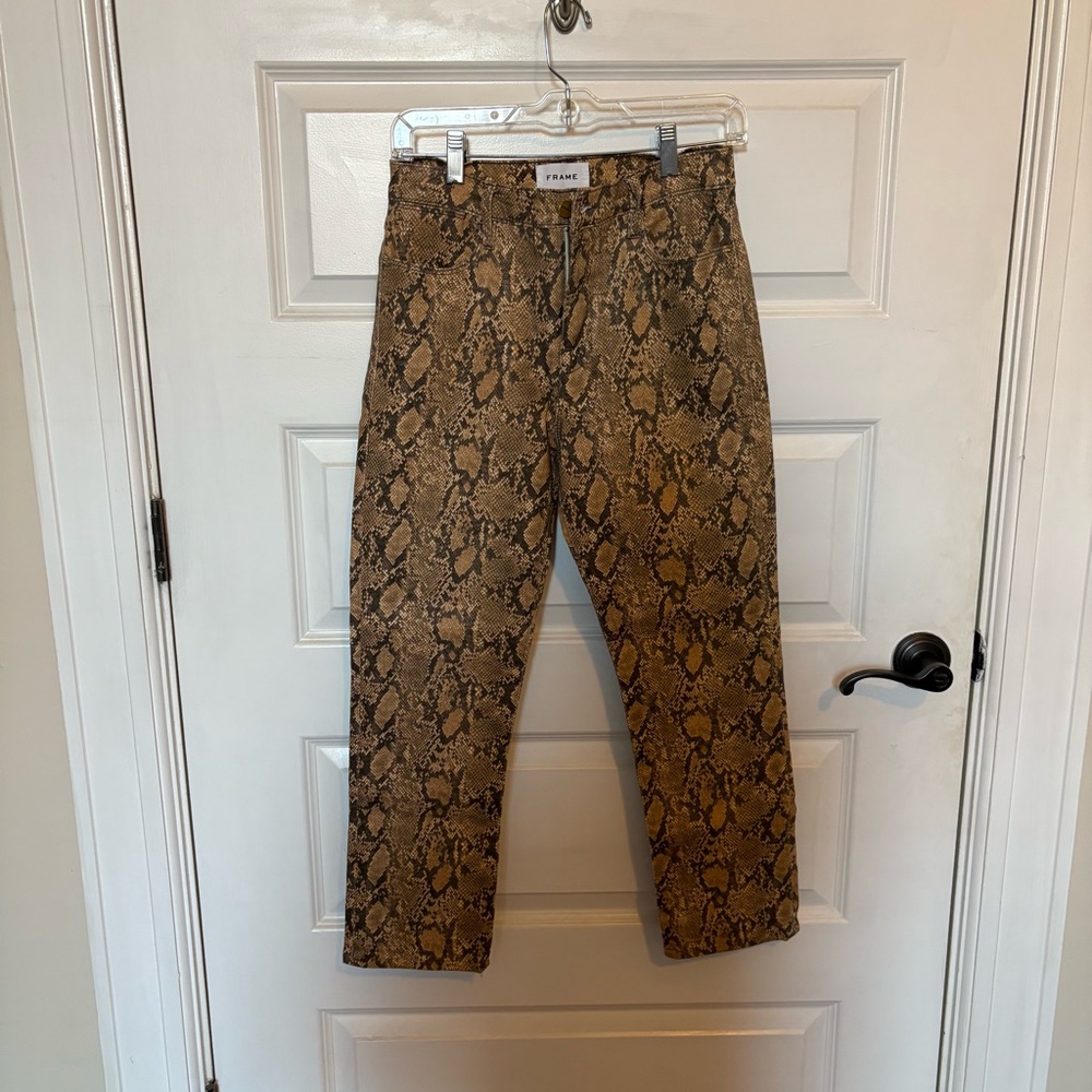 FRAME jeans
